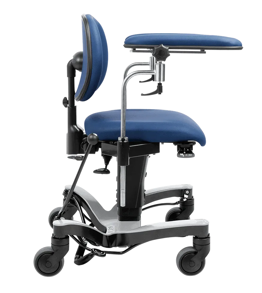 70037-VELA-Basic-Surgeons-Chair-right-1.webp
